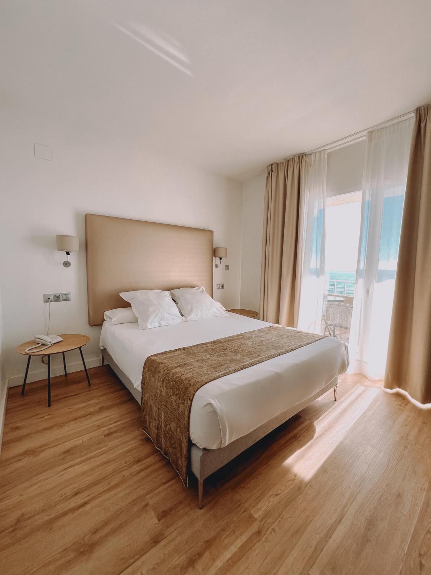Hotel Fay Victoria 4*